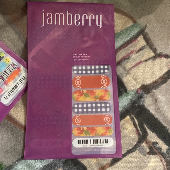 3 Jamberry wraps - Picture 4 of 7